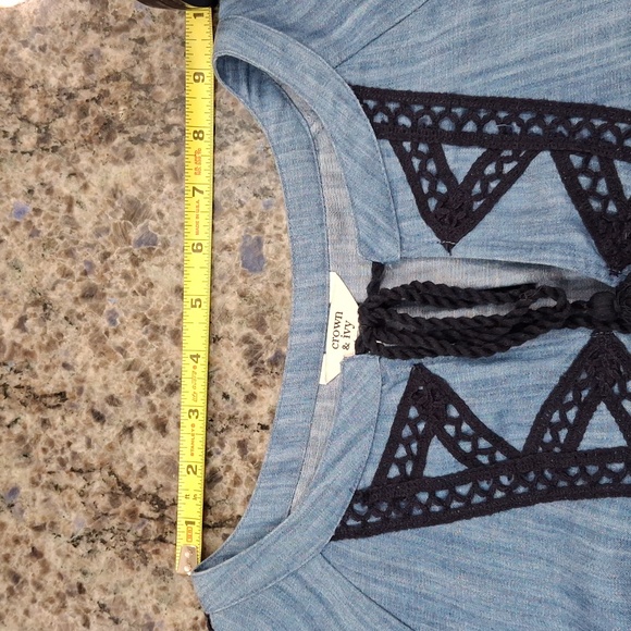 "CROWN AND IVY" SZ. M., Women's Blue and navy blue, 3/4 length sleeves tunic. - Picture 9 of 14